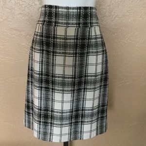 Antonio Melani Bold Black White Plaid Skirt 6 M